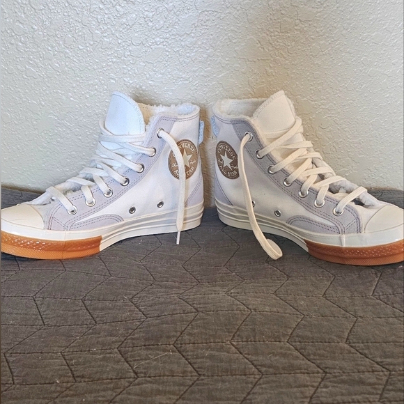 Converse Shoes - Converse Chuck Taylors 70 Woman's size 8/ Mens size 6